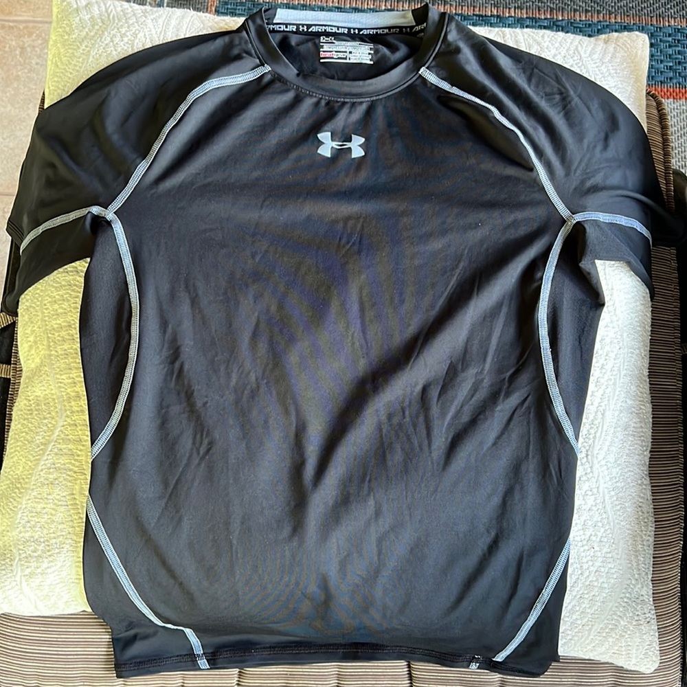Short sleeve UA compression